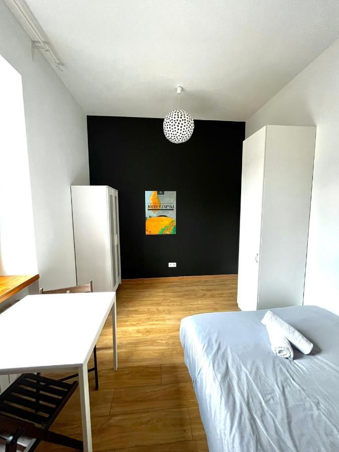 Bezagenta Rooms Centrum Warszawa Exteriör bild