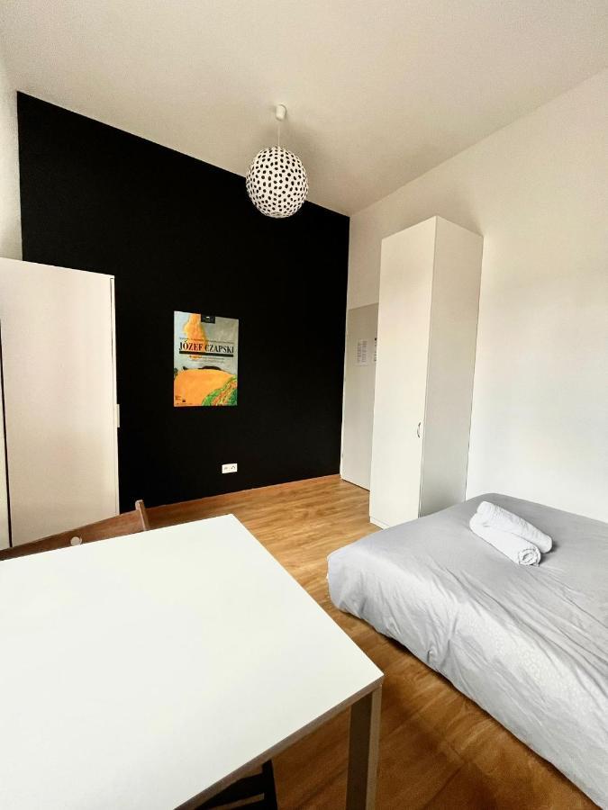 Bezagenta Rooms Centrum Warszawa Exteriör bild