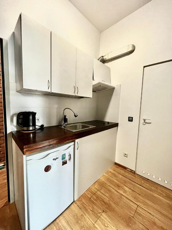 Bezagenta Rooms Centrum Warszawa Exteriör bild