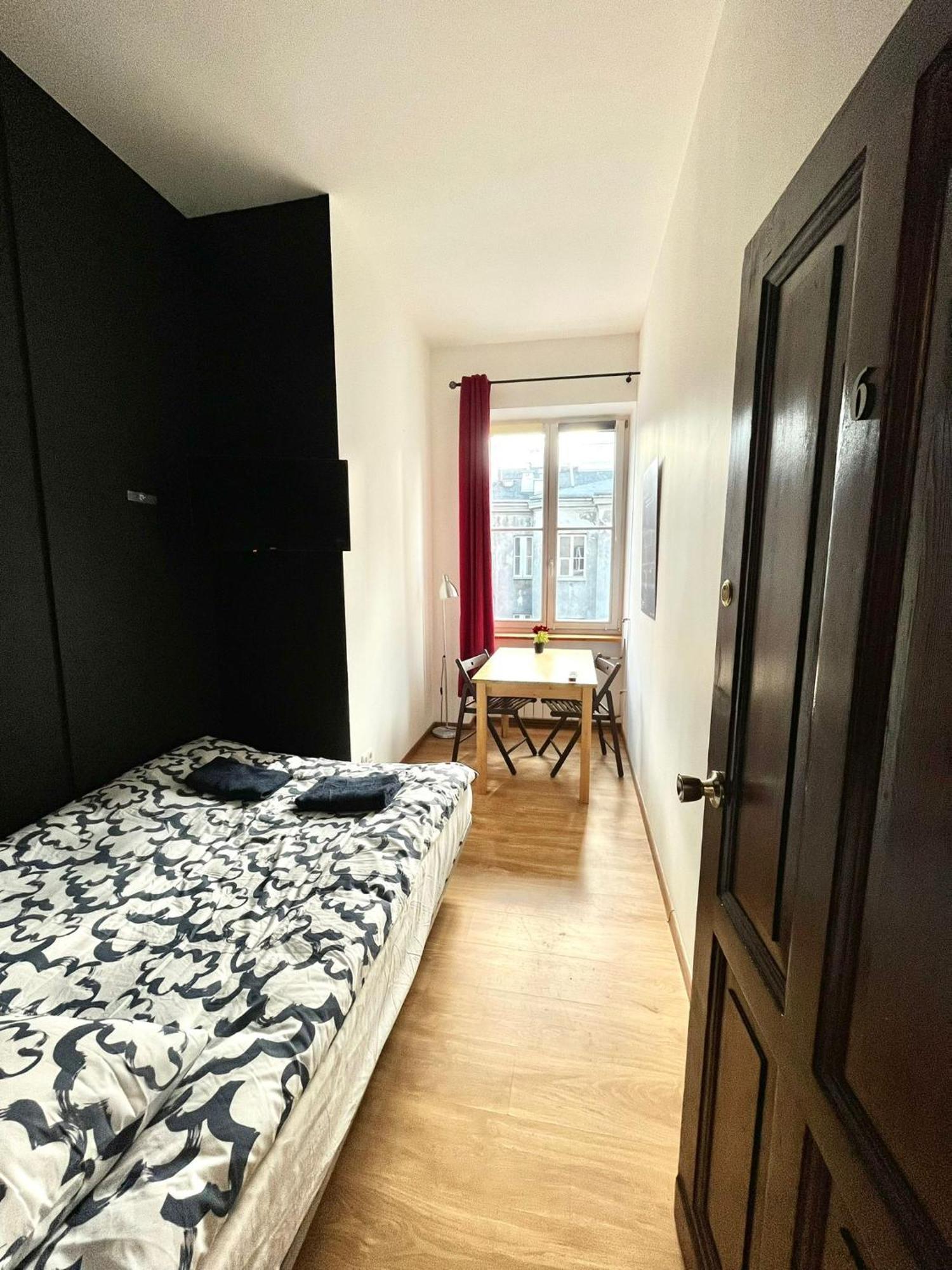 Bezagenta Rooms Centrum Warszawa Rum bild